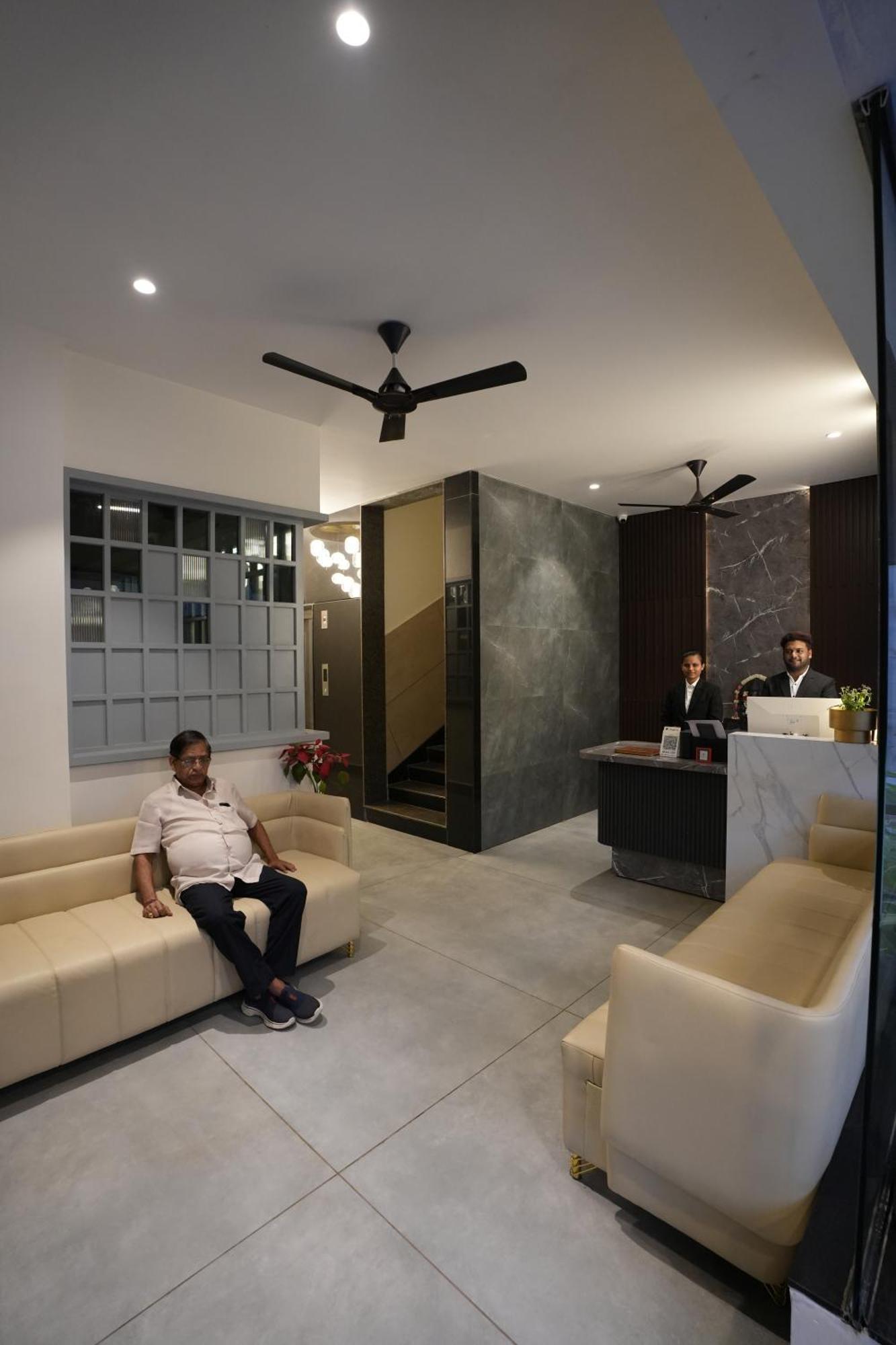 Hotel Swathi Hospet Exterior photo