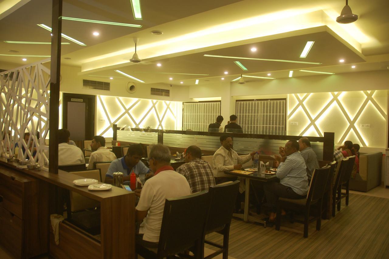 Hotel Swathi Hospet Exterior photo